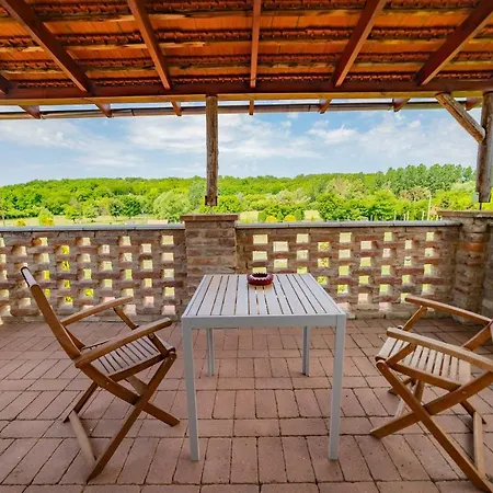 Gasthuis Porta Szello