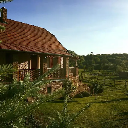 Porta Guest house Szello